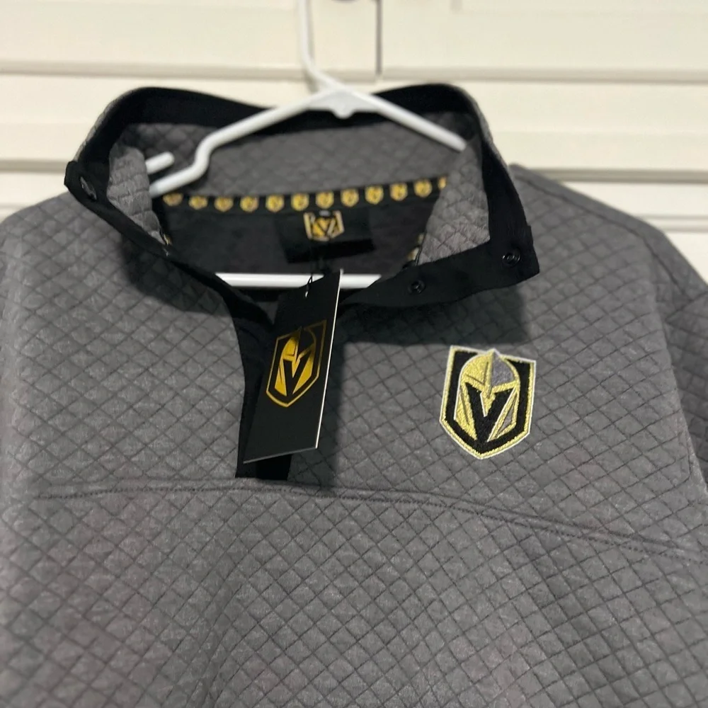BRAND NEW- Vegas Golden Knights Waffle Pullover - Picture 2 of 7
